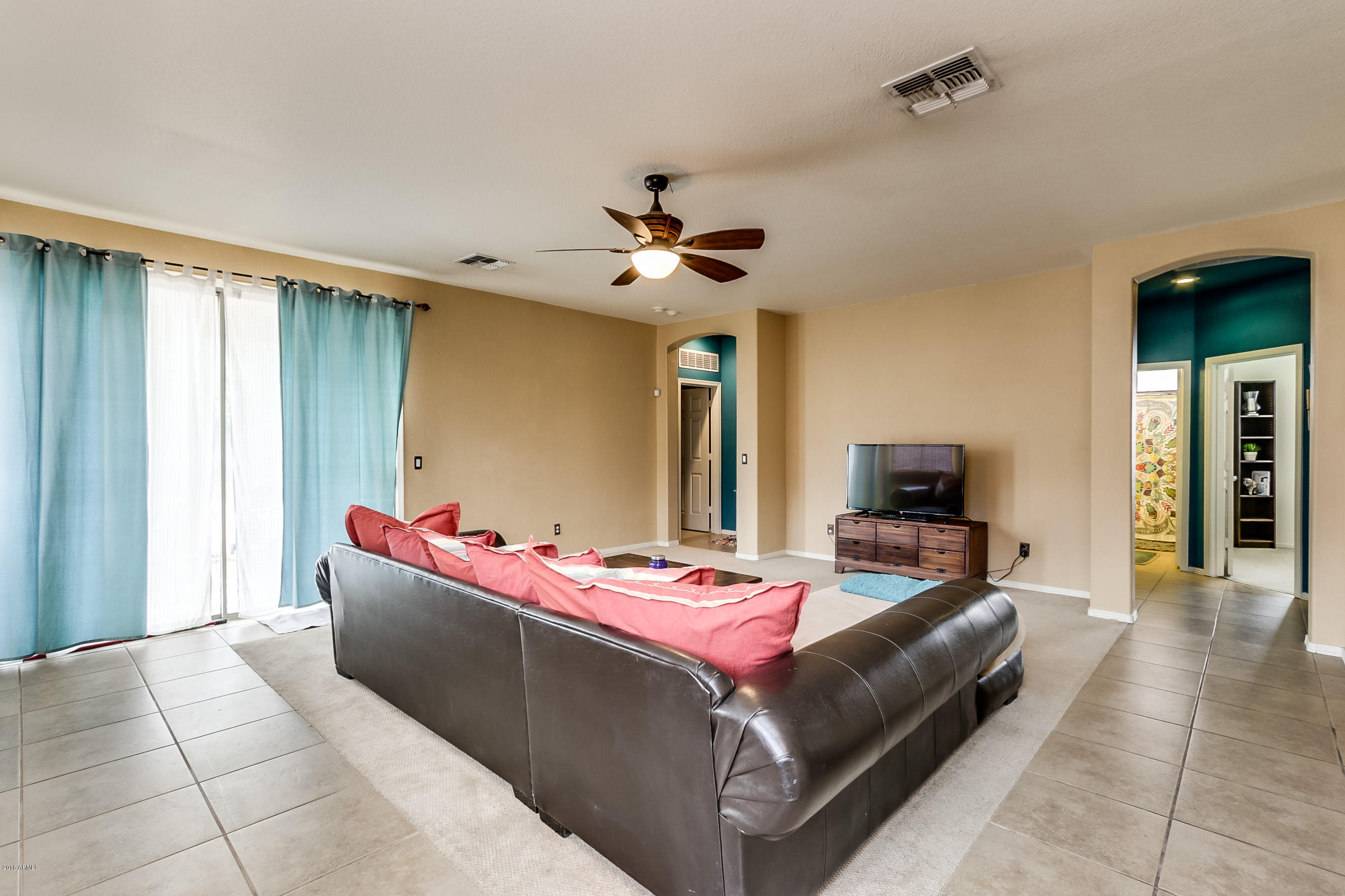 1531 West Apollo Road Phoenix, AZ 85041 - Photo 19 of 36 Apollo - 016