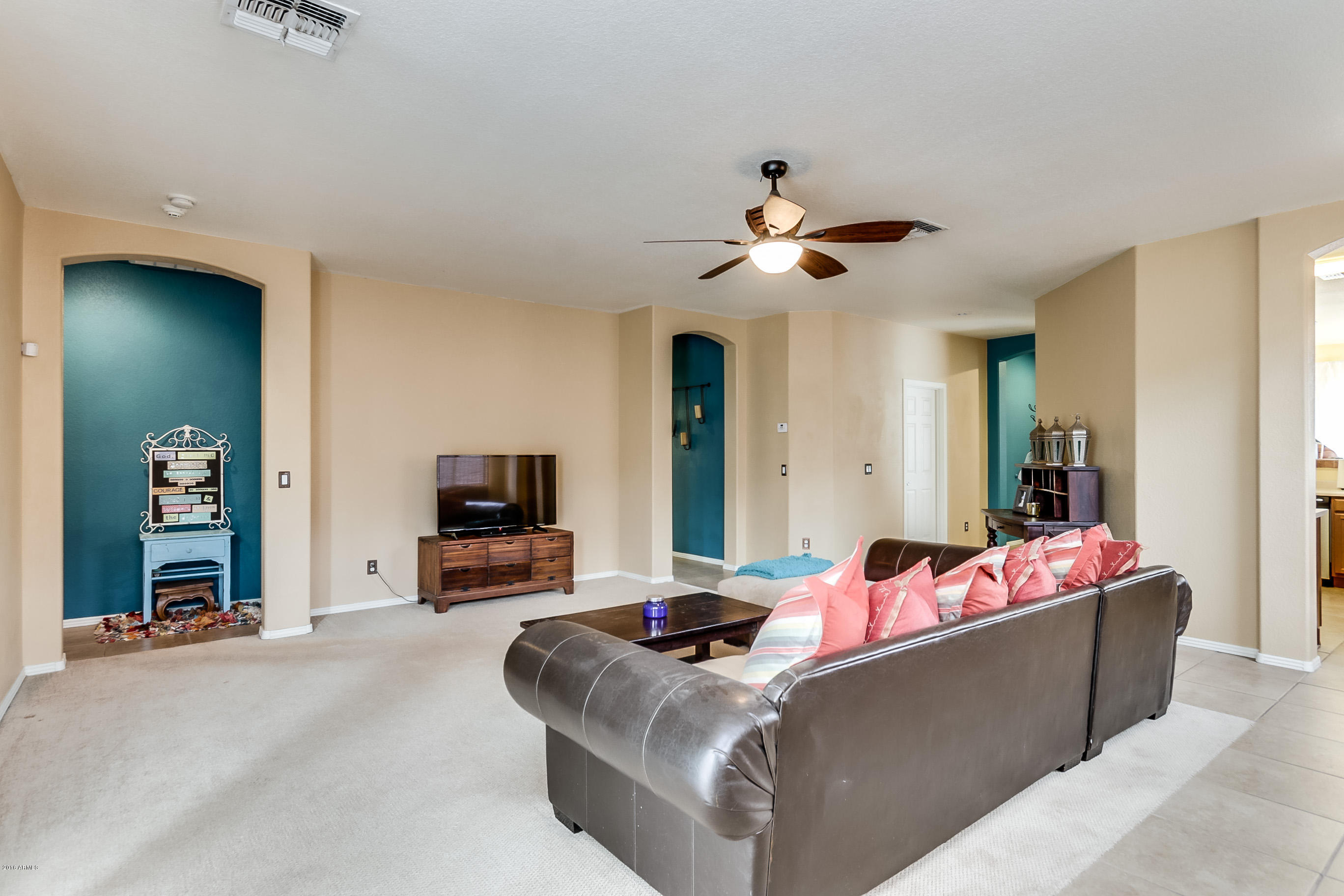 1531 West Apollo Road Phoenix, AZ 85041 - Photo 20 of 36 Apollo - 017