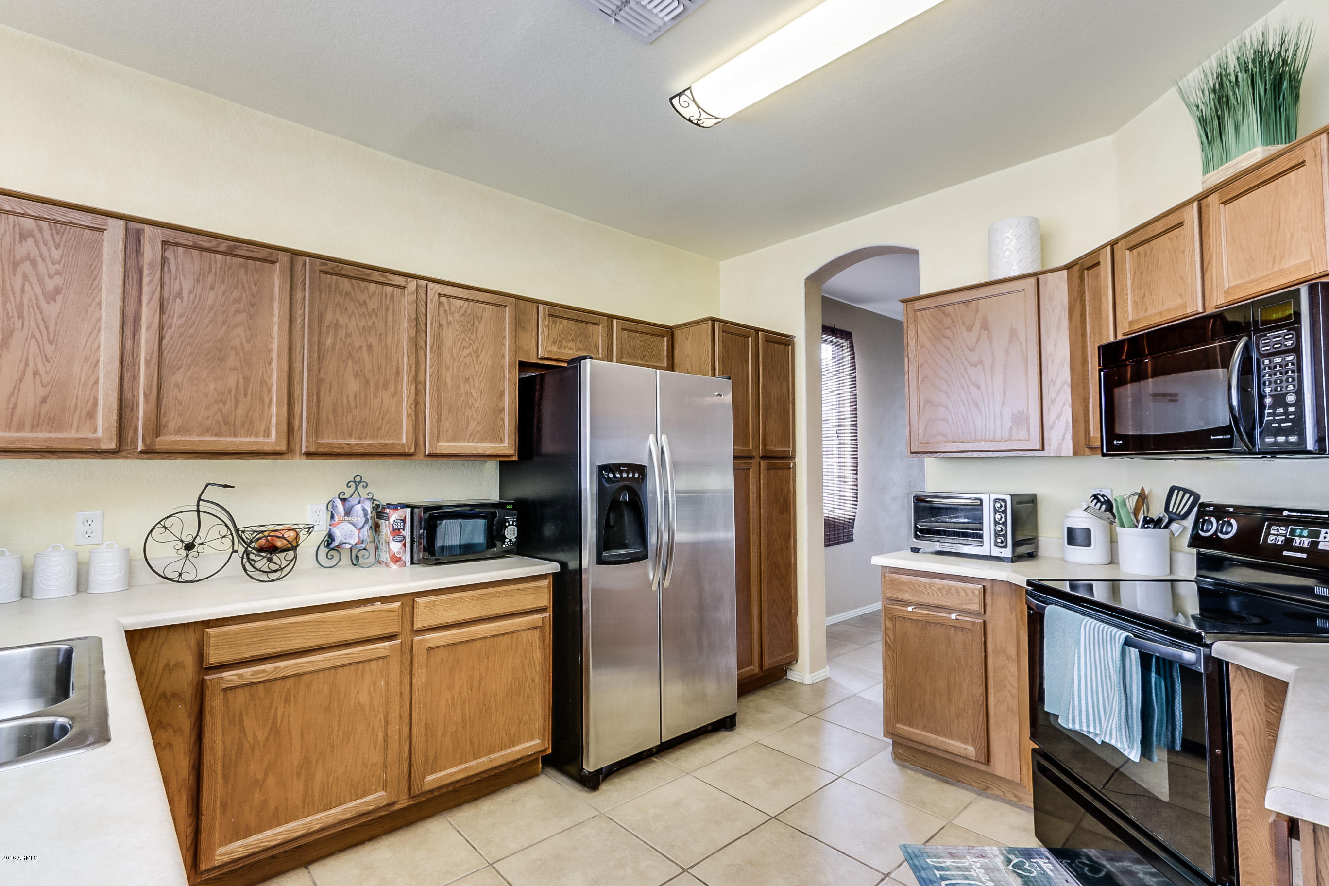 1531 West Apollo Road Phoenix, AZ 85041 - Photo 3 of 36 Apollo - 008