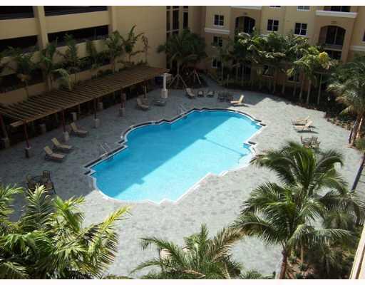 1660 Renaissance Commons Boulevard, Unit 2503 Boynton Beach, FL 33426 - Photo 8 of 11 Villa Lago Pool 3