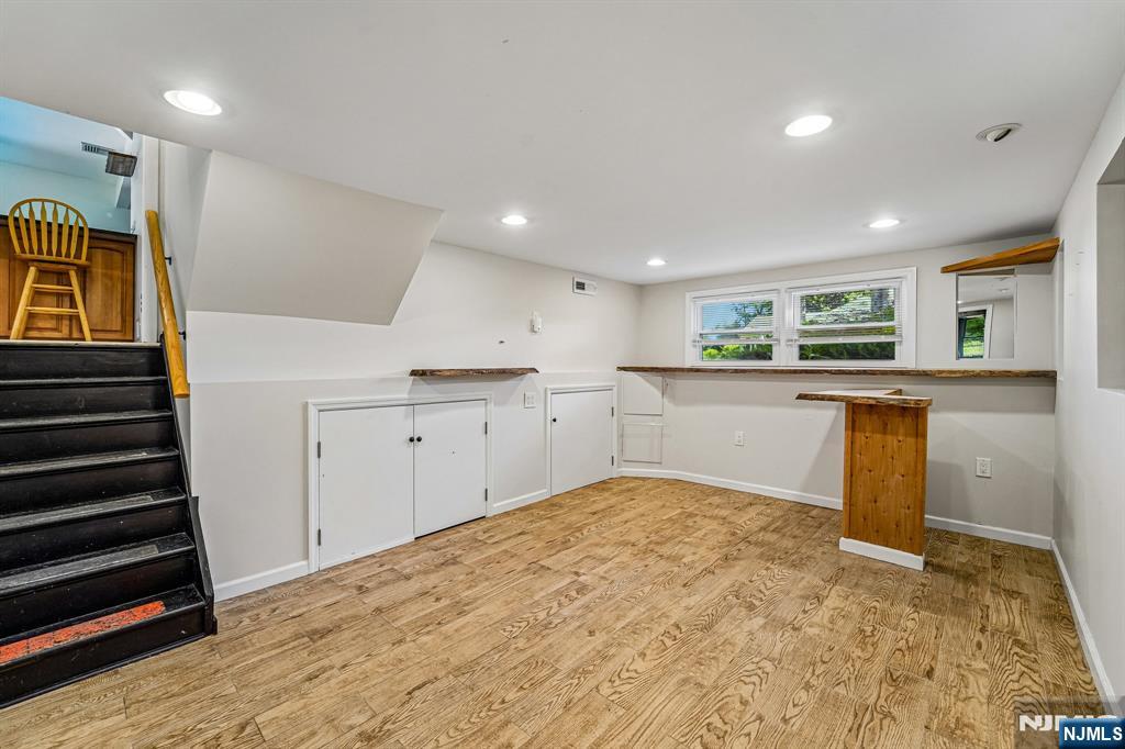 158 Morningside Road Paramus, NJ 07652 - Photo 20 of 31