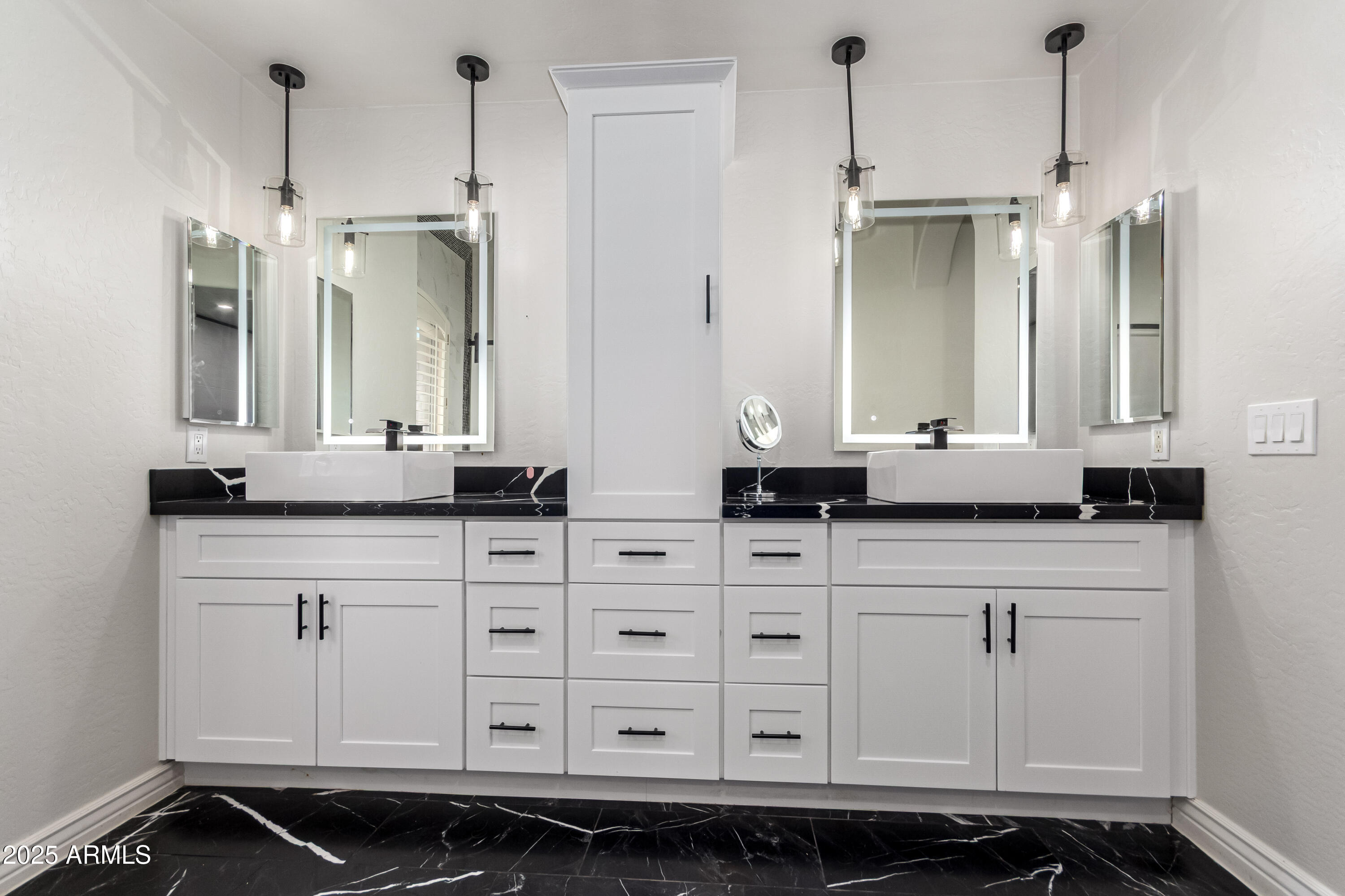 4584 East Reins Road Gilbert, AZ 85297 - Photo 21 of 58 a bathroom with a double vanity sink a mirror and a bathtub