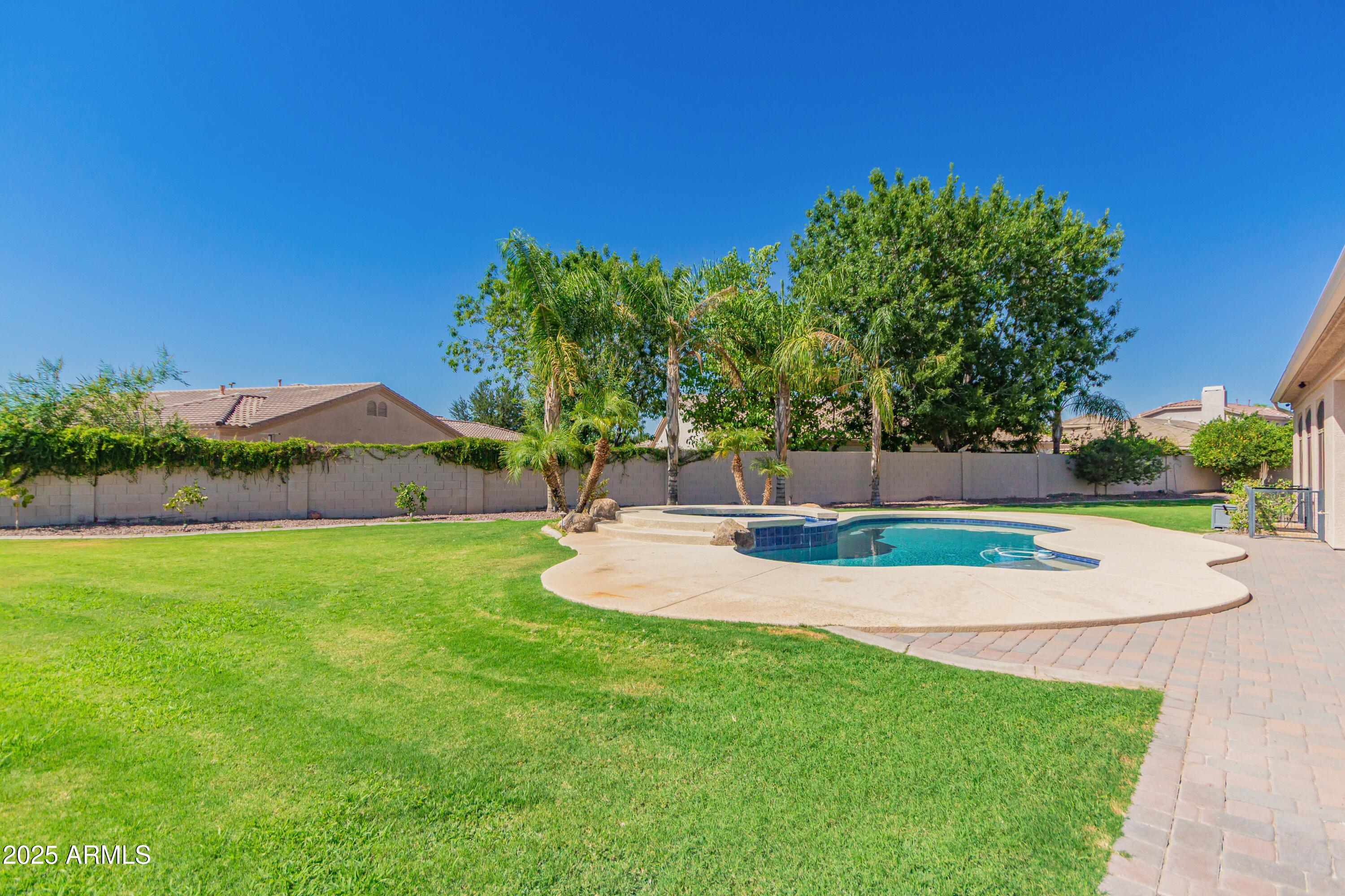 4584 East Reins Road Gilbert, AZ 85297 - Photo 48 of 58 a view of a basketball court