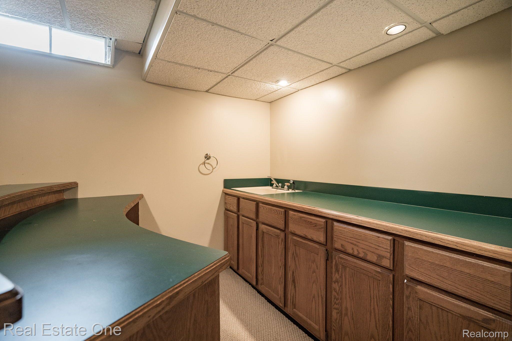 22122 Edgewater Novi, MI 48375 - Photo 22 of 34 Gallery Image 22