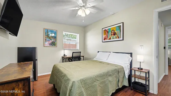 $812 | 2909 Lauderdale Drive East, Unit E2, Jacksonville, FL 32277