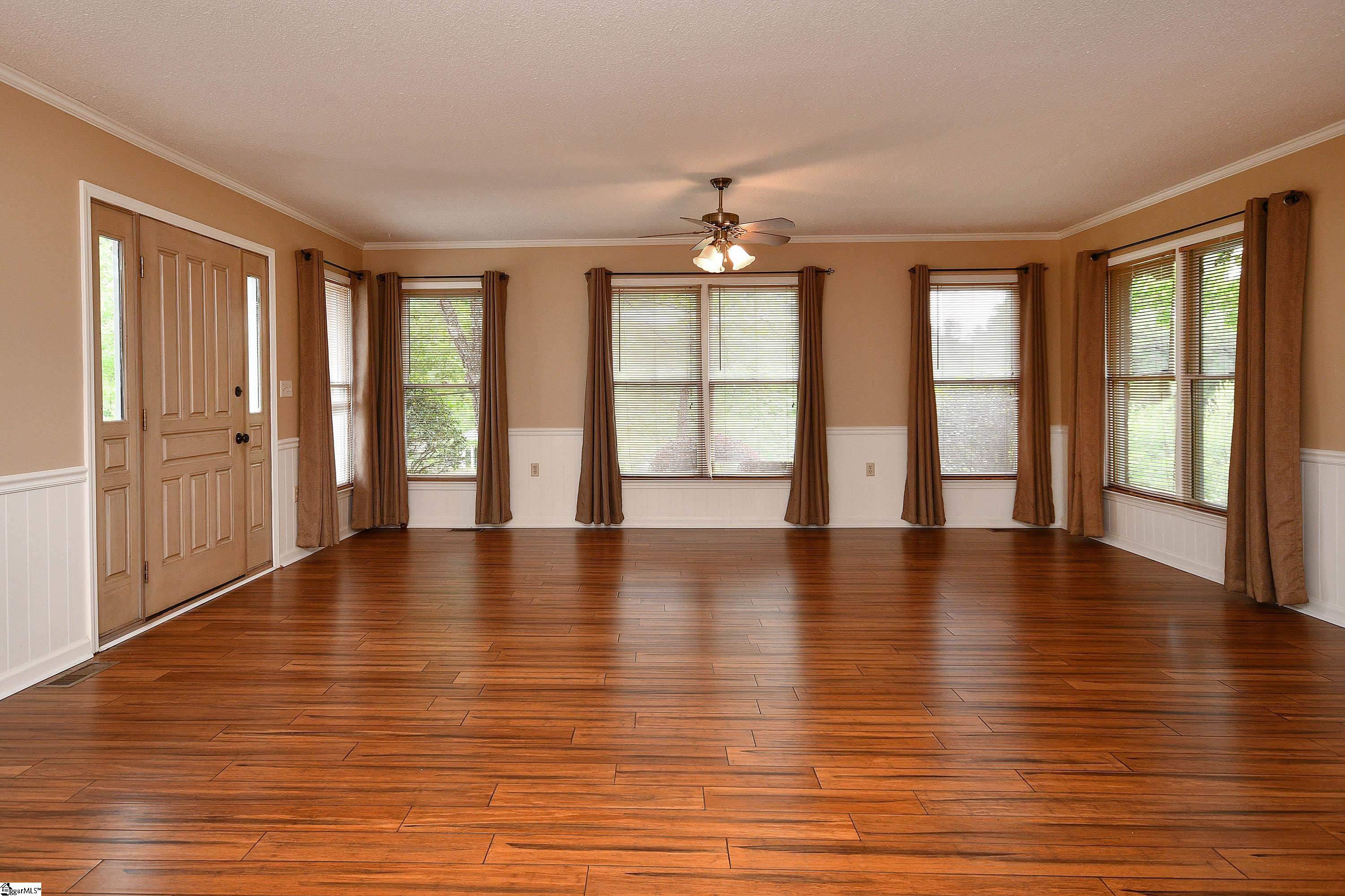 300 Packridge Road Taylors, SC 29687 - Photo 11 of 36