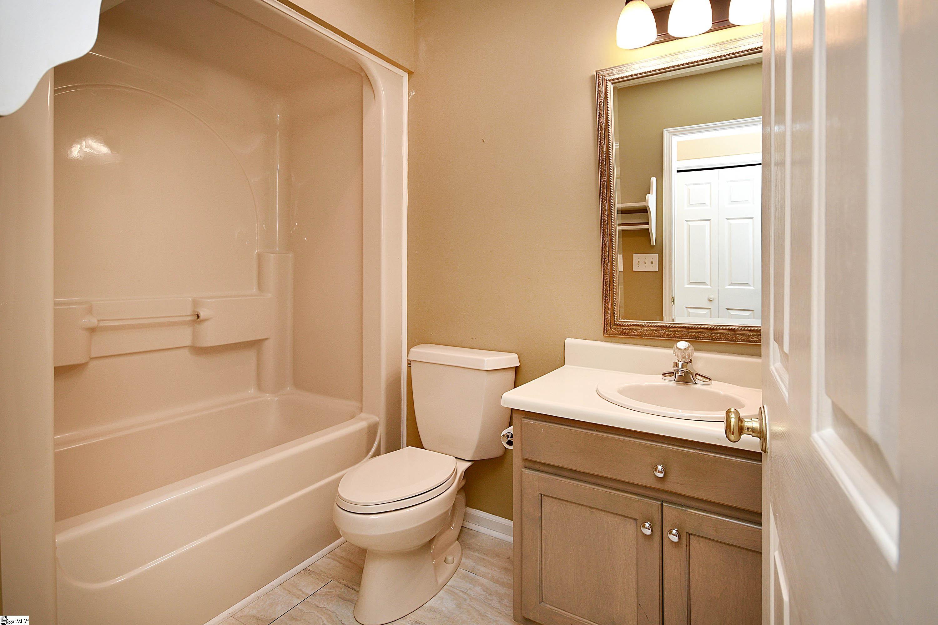 300 Packridge Road Taylors, SC 29687 - Photo 23 of 36