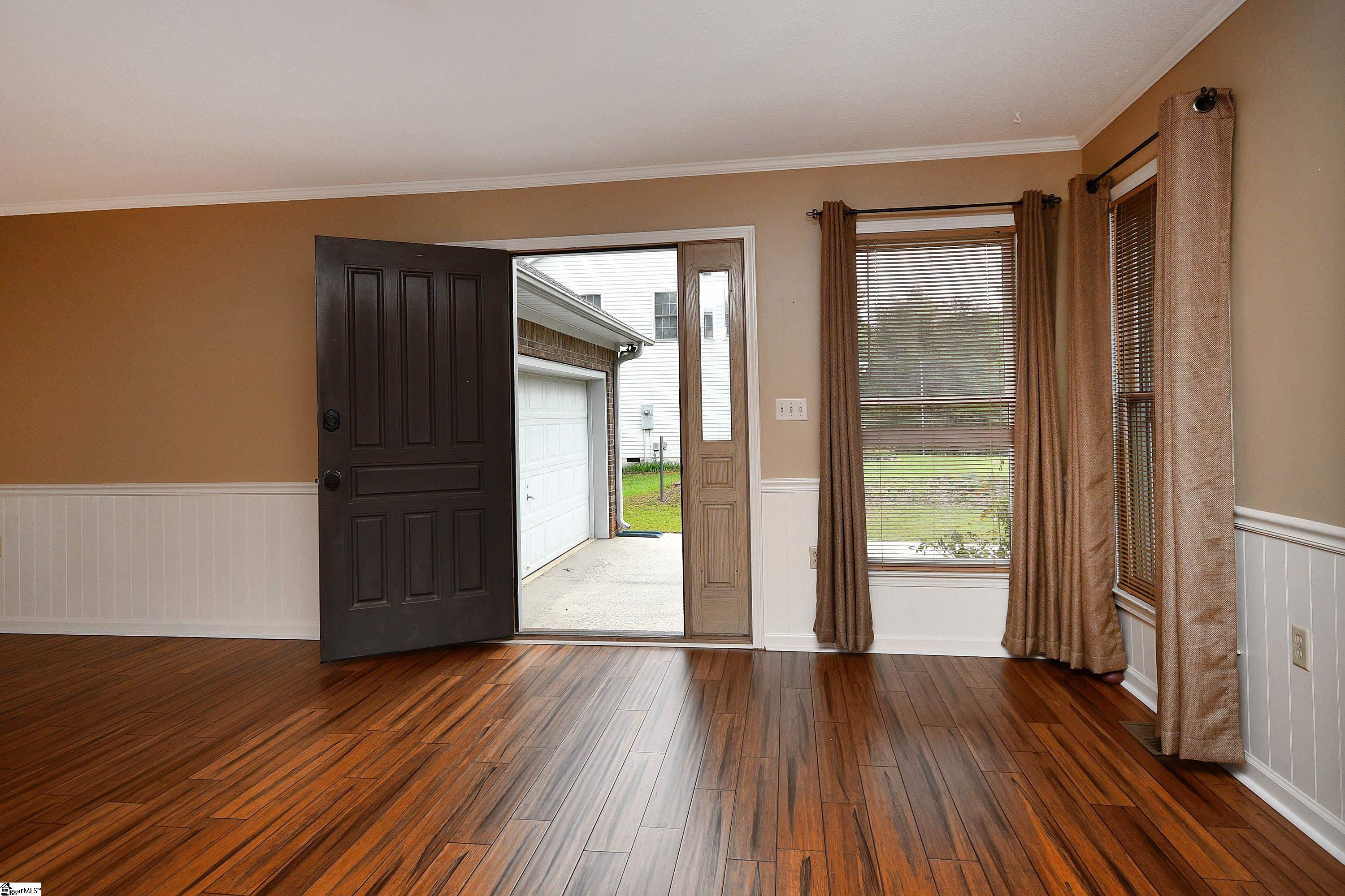 300 Packridge Road Taylors, SC 29687 - Photo 8 of 36