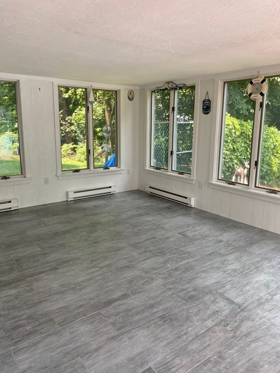 9 Adrienne Road Walpole, MA 02032 - Photo 22 of 36 Gallery Image 22