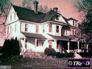 413 Lewisville Road Oxford, PA 19352 - Photo 1 of 1 Gallery Image 1