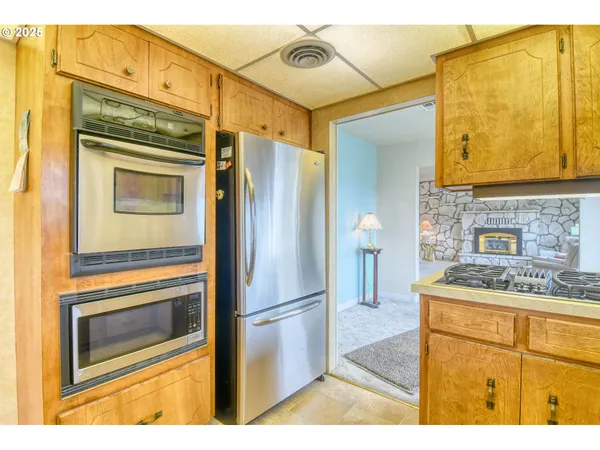 $349,000 | 444 North 3rd Street, Athena, OR 97813