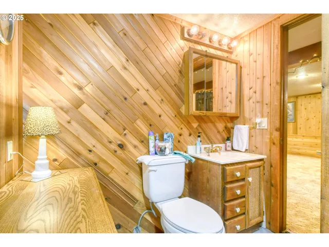 $359,000 | 444 North 3rd Street, Athena, OR 97813