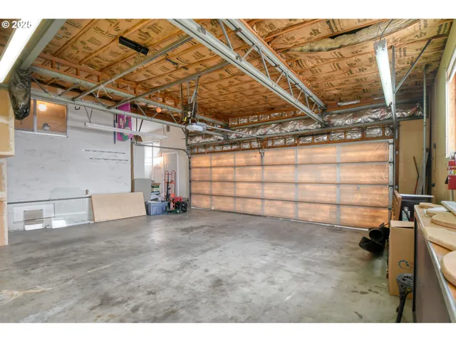 $359,000 | 444 North 3rd Street, Athena, OR 97813