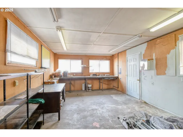 $359,000 | 444 North 3rd Street, Athena, OR 97813