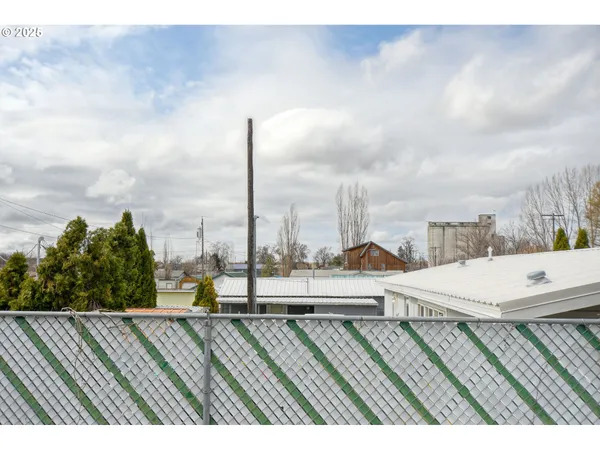 $349,000 | 444 North 3rd Street, Athena, OR 97813