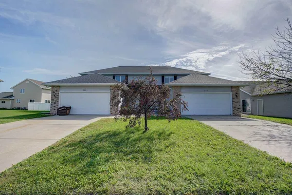 $649,900 | 608-612 South Burr Oak Avenue, Oregon, WI 53575