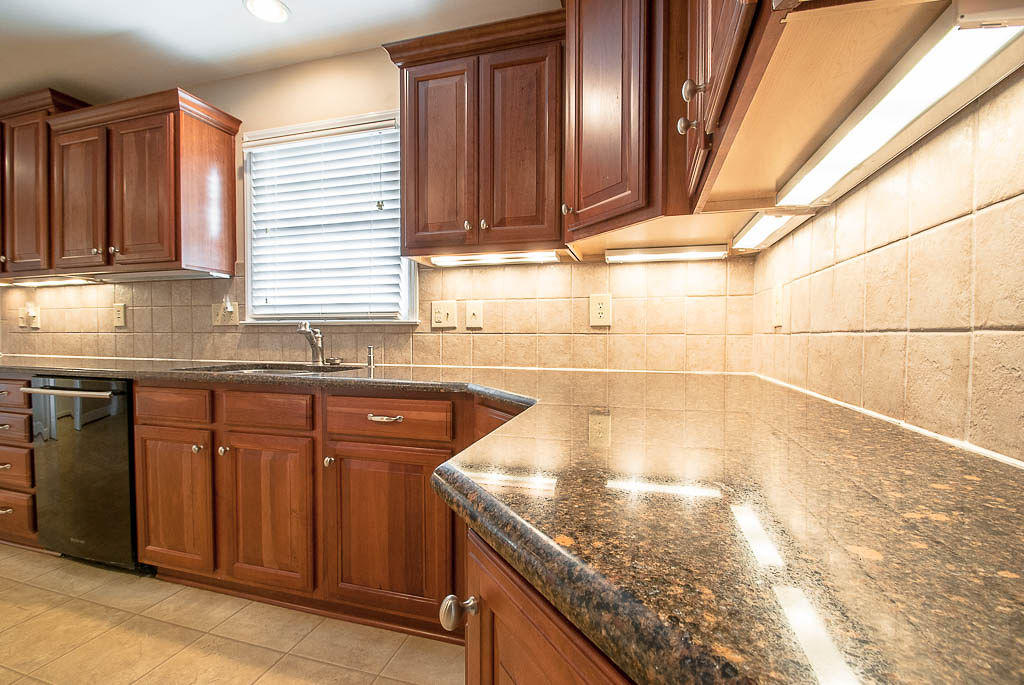 18 Stayman Road Roanoke, VA 24019 - Photo 19 of 41 DSC_0104-HDR