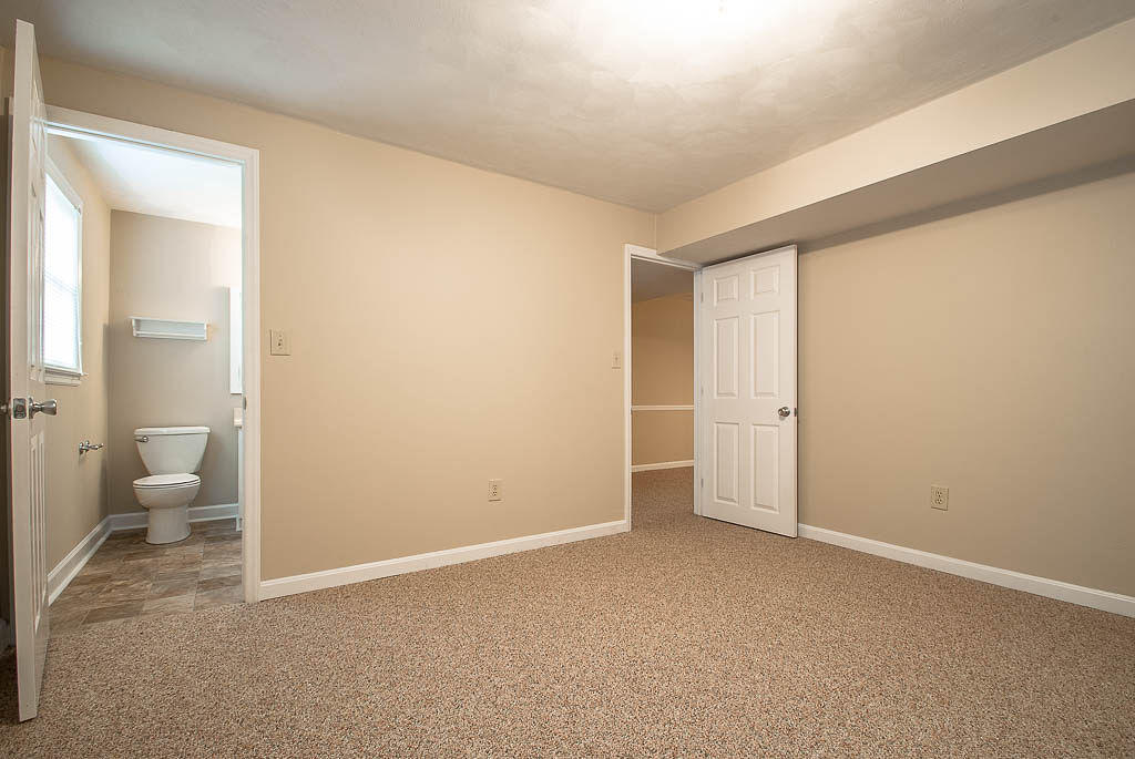 18 Stayman Road Roanoke, VA 24019 - Photo 29 of 41 DSC_0171-HDR
