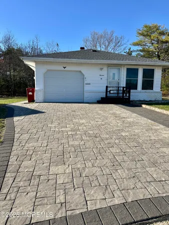 $299,000 | 13 St Pierri Court, Toms River, NJ 08757