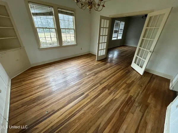 $159,500 | 366 East Center Street, Canton, MS 39046