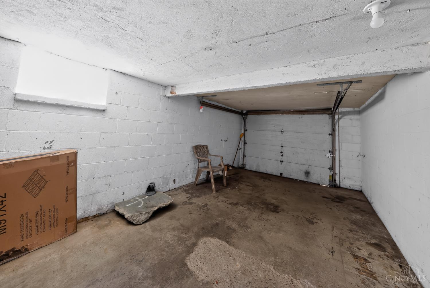 5804 Argus Road Cincinnati, OH 45224 - Photo 23 of 30