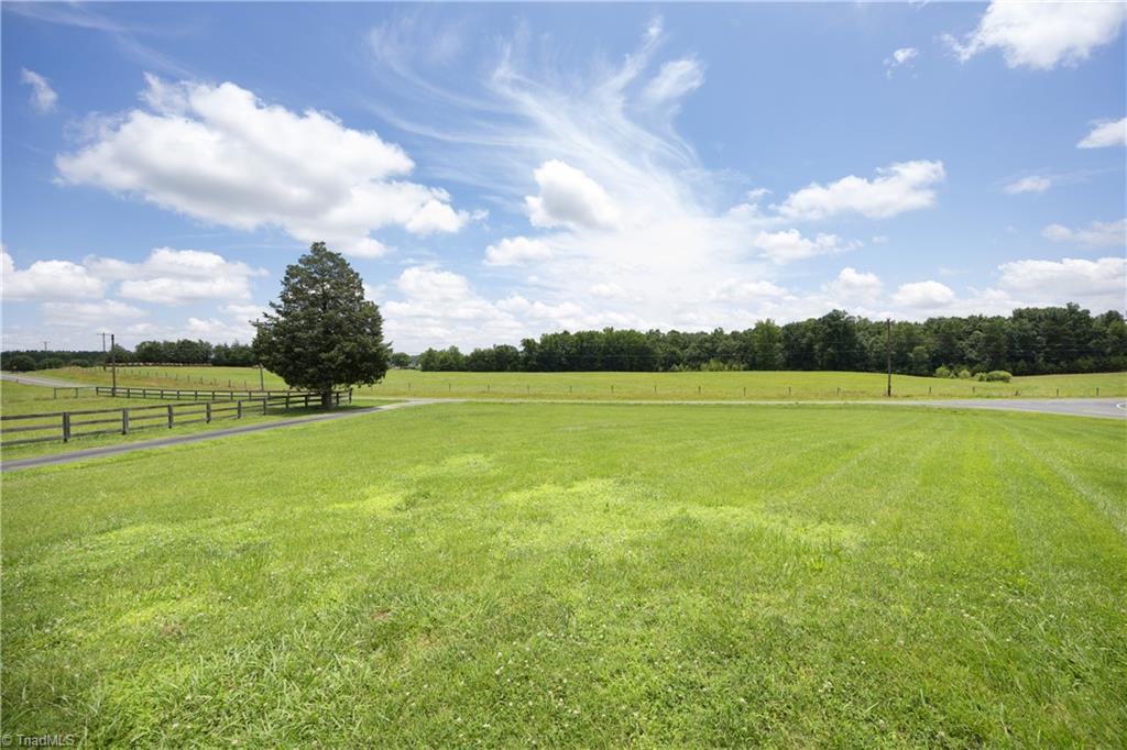 6110 Union Ridge Road Burlington, NC 27217 - Photo 5 of 47 Gallery Image 5