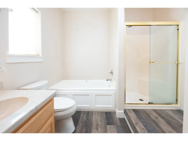 $459,900 | 83 Sunday Drive, Creswell, OR 97426