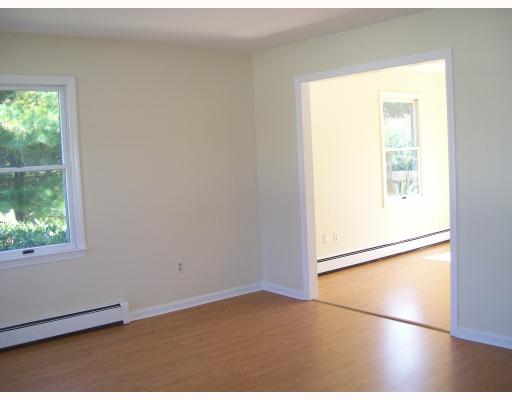 43 Springbrook Road, Unit 43B Westerly, RI 02891 - Photo 6 of 8 Dining Room.