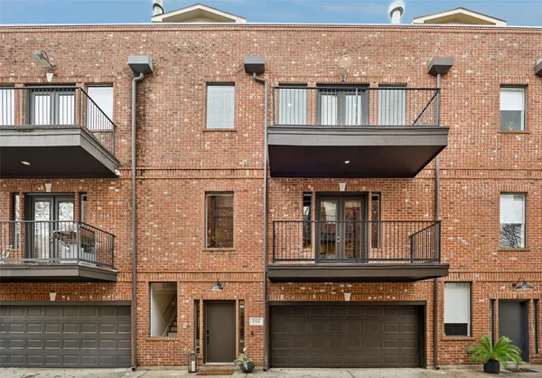 $499,900 | 910 Malone Street, Unit 104, Houston, TX 77007