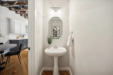 $499,900 | 910 Malone Street, Unit 104, Houston, TX 77007