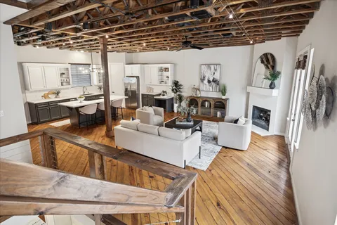 $499,900 | 910 Malone Street, Unit 104, Houston, TX 77007