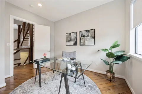 $499,900 | 910 Malone Street, Unit 104, Houston, TX 77007