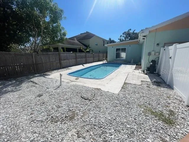 $2,450 | 5521 4th Avenue North, St. Petersburg, FL 33710