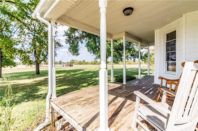 $448,000 | 10368 Northwest Hwy O, Blairstown, MO 64726