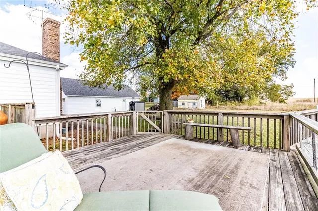 $448,000 | 10368 Northwest Hwy O, Blairstown, MO 64726