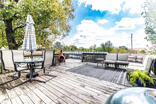 $448,000 | 10368 Northwest Hwy O, Blairstown, MO 64726