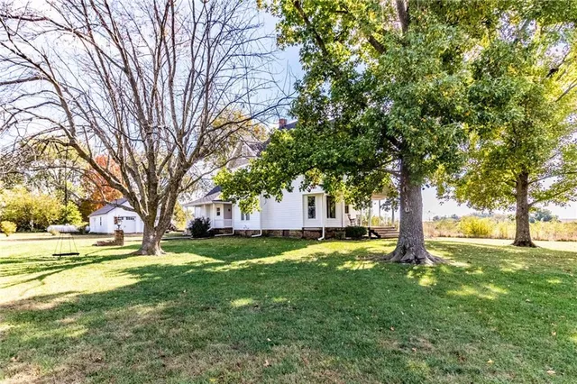 $448,000 | 10368 Northwest Hwy O, Blairstown, MO 64726