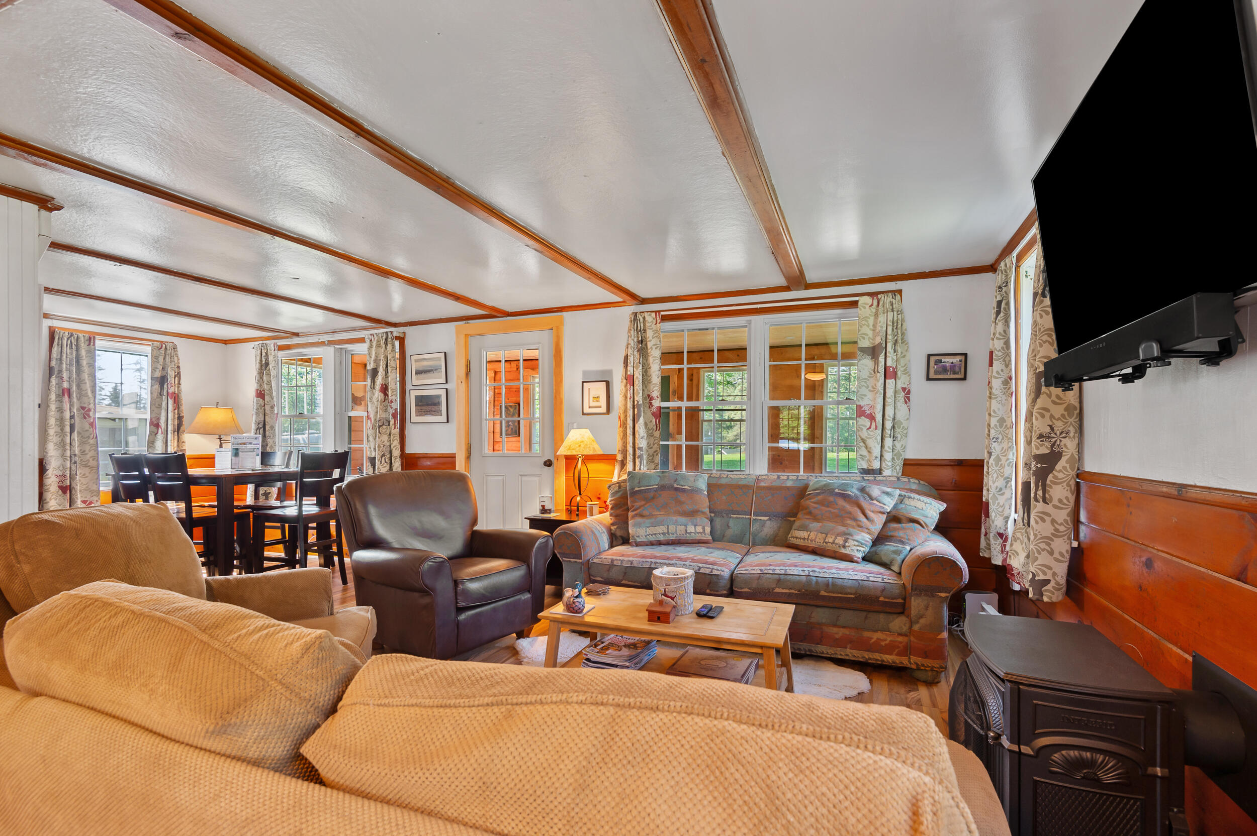 84 Manor Drive Rangeley, ME 04970 - Photo 7 of 48 _JRV1372