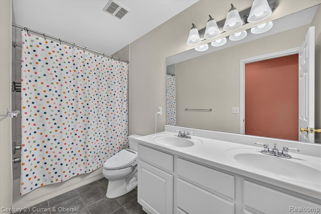 3813 Rochester Road Royal Oak, MI 48073 - Photo 30 of 42