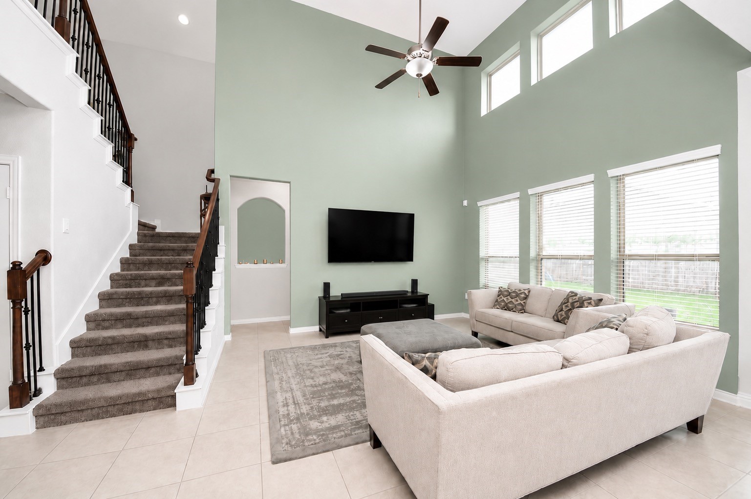 4537 Whitehaven Pine Way Rosharon, TX 77583 - Photo 9 of 35
