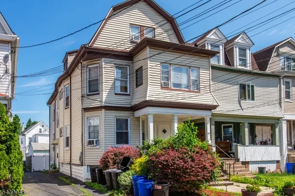 $2,900 | 40 Olive Street, Unit 1, Bloomfield, NJ 07003