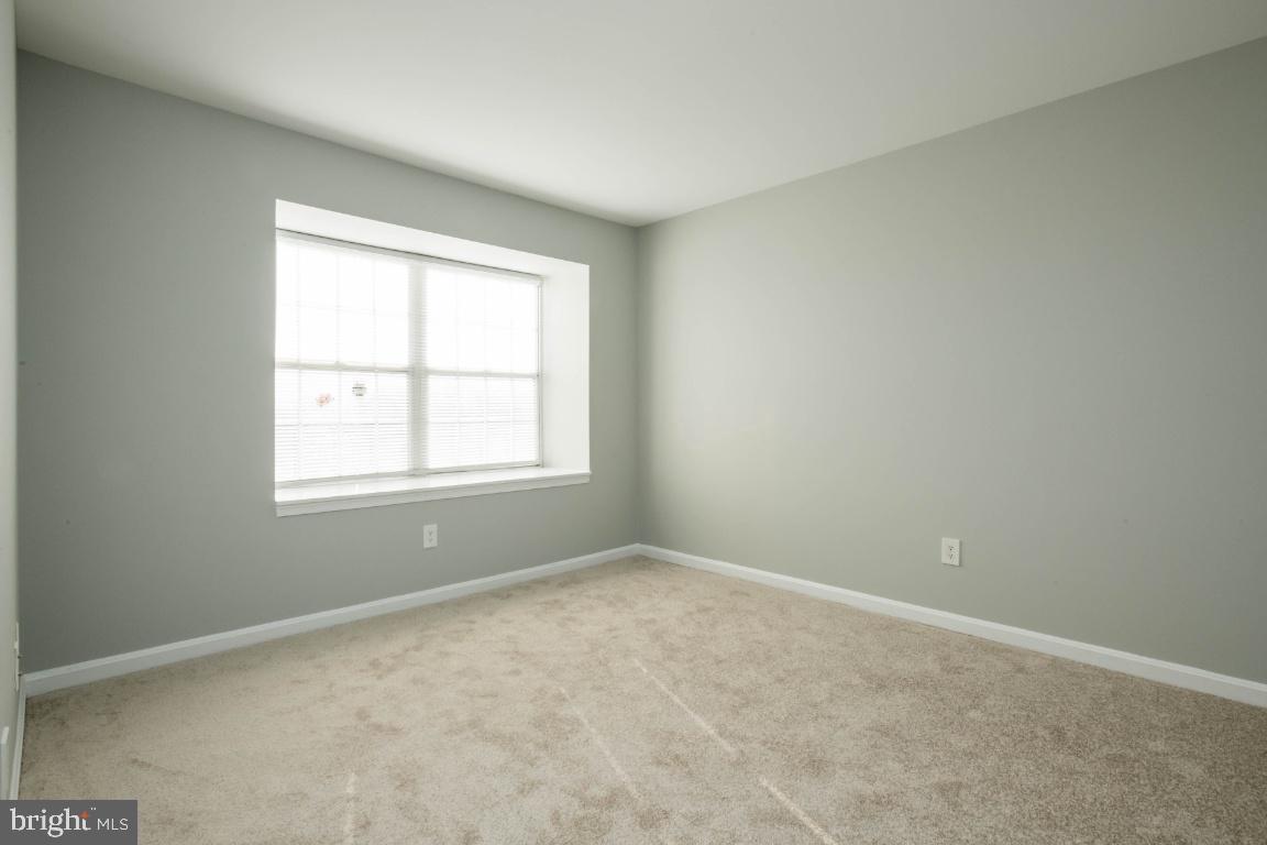 14801 Rydell Road, Unit 303 Centreville, VA 20121 - Photo 18 of 23