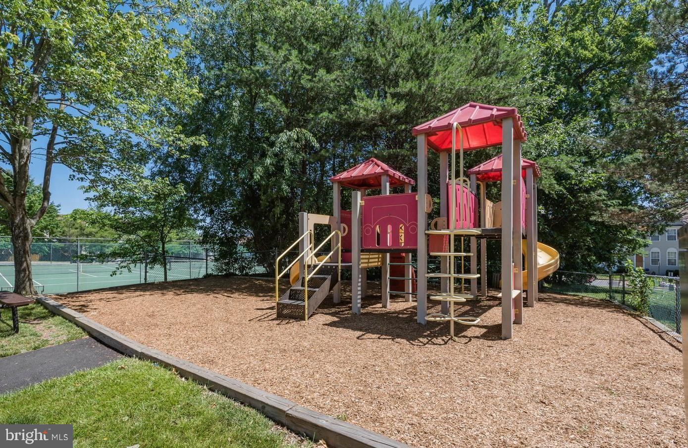 14801 Rydell Road, Unit 303 Centreville, VA 20121 - Photo 6 of 23