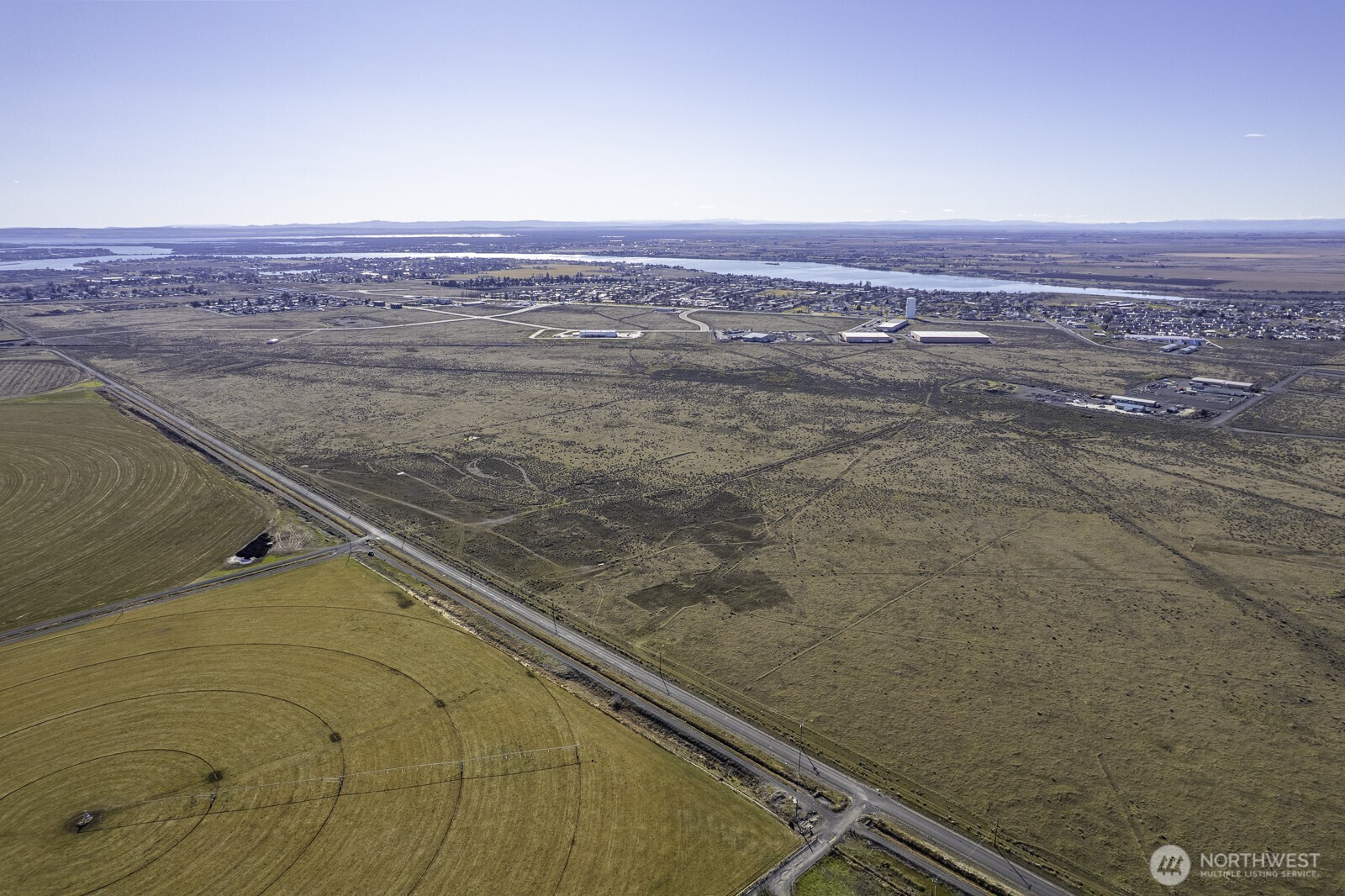 0 Nna I Road Northeast Moses Lake, WA 98837 - Photo 4 of 12 a view of an ocean beach