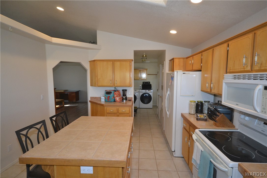 3810 Colorado Road Golden Valley, AZ 86413 - Photo 8 of 50 Gallery Image 8