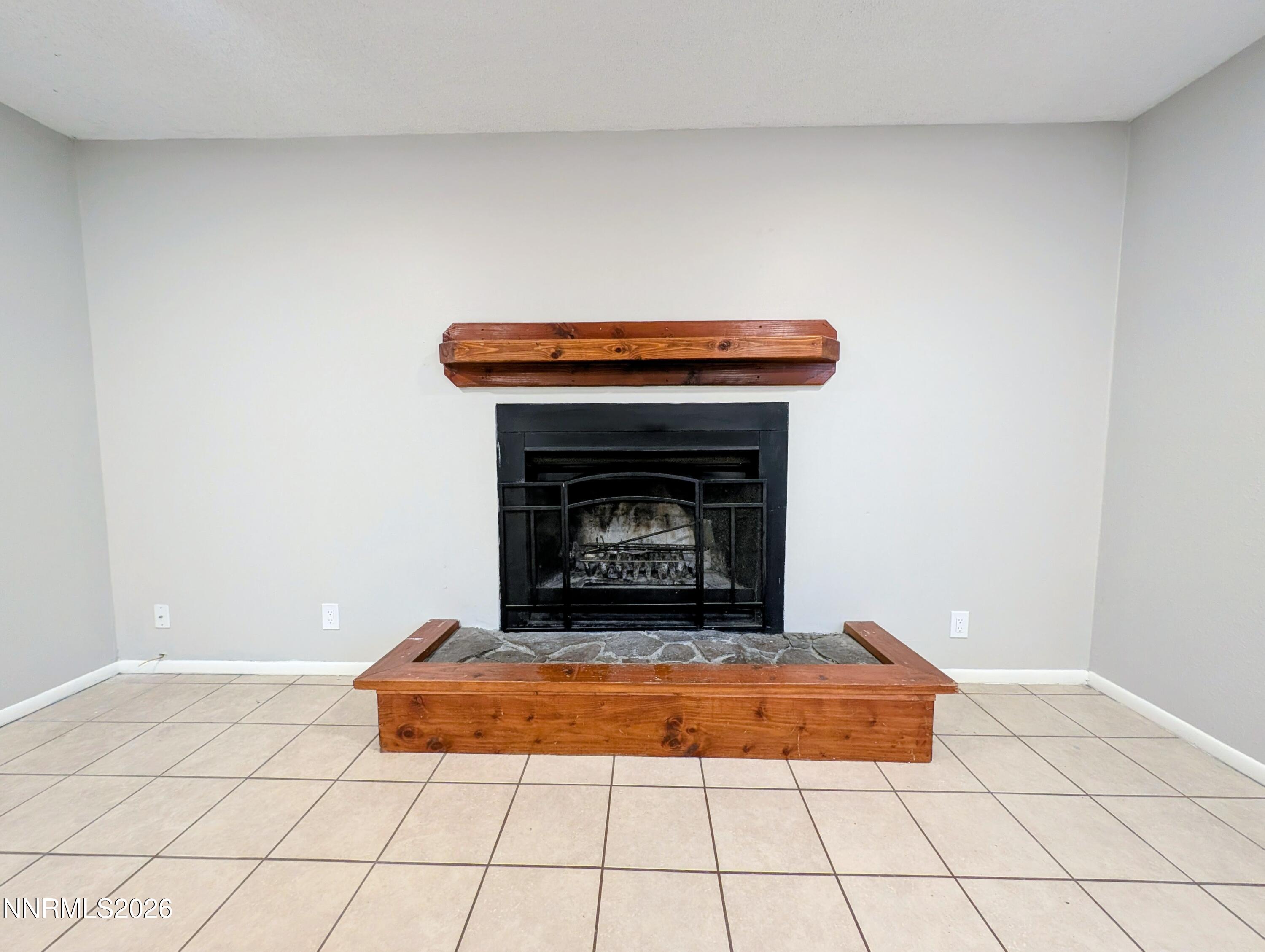 367 Connelly Street Hawthorne, NV 89415 - Photo 6 of 32 a view of empty room with wooden floor