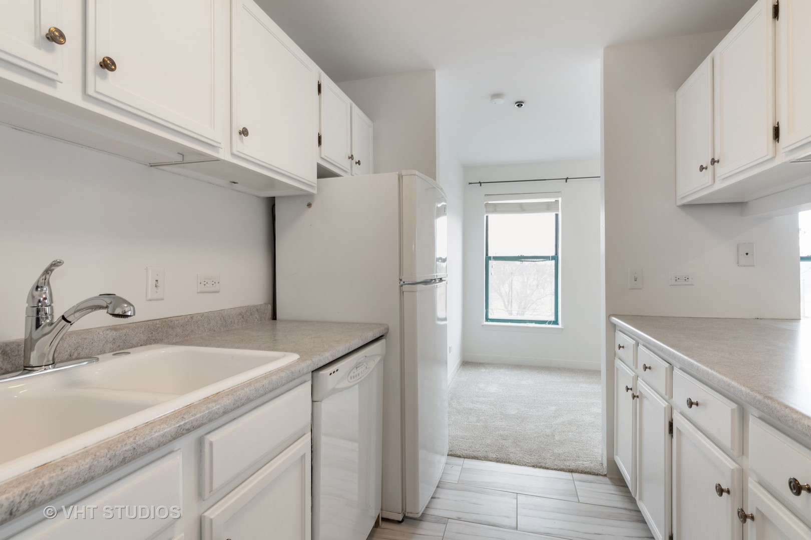 3275 Kirchoff Road, Unit 336 Rolling Meadows, IL 60008 - Photo 5 of 12