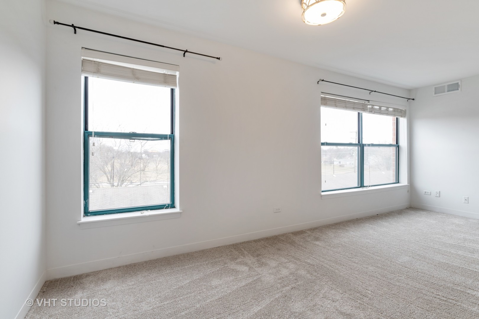 3275 Kirchoff Road, Unit 336 Rolling Meadows, IL 60008 - Photo 7 of 12