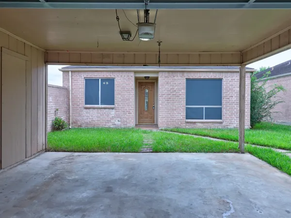 $1,750 | 9203 Danforth Way, Houston, TX 77083
