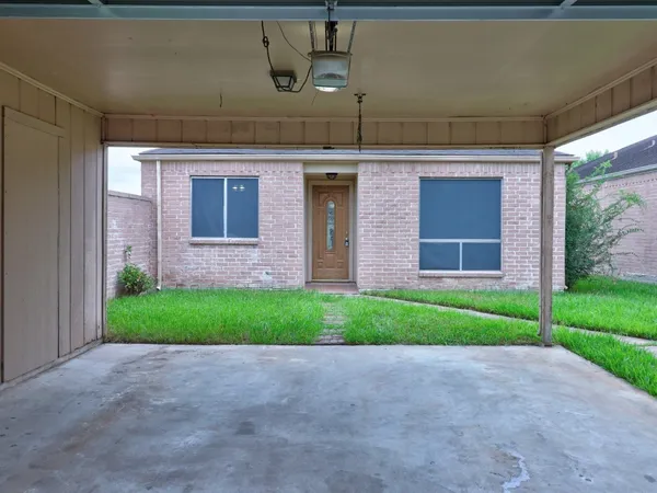 $1,695 | 9203 Danforth Way, Houston, TX 77083